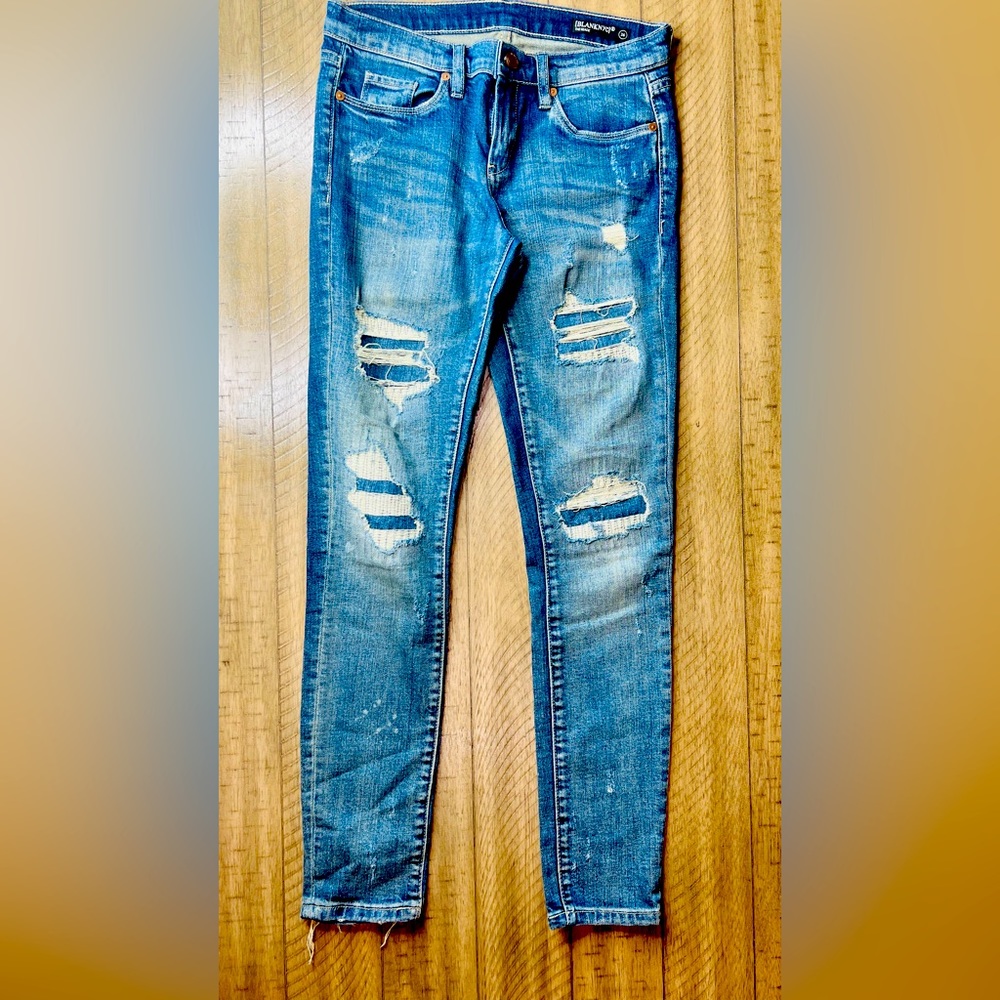 BLANKNYC Distressed Jean - Size 26